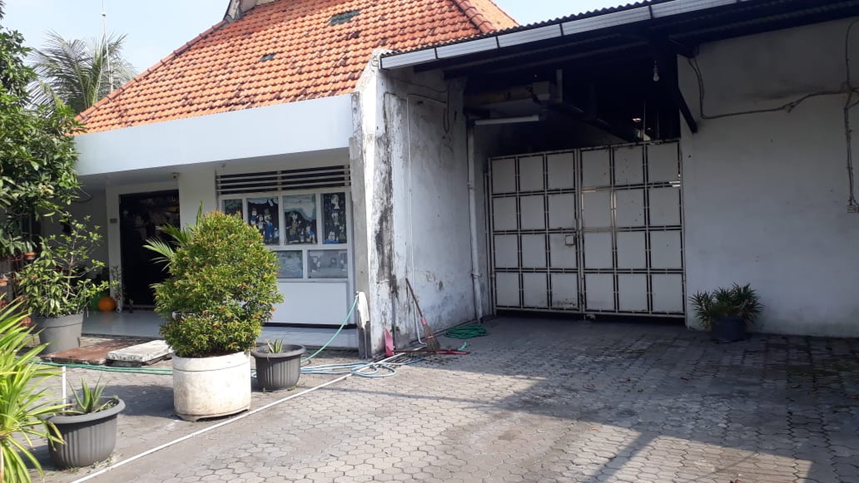 836. Dijual Rumah + Tempat Usaha Raya Kapas Krampung, Tambaksari Surabaya Timur