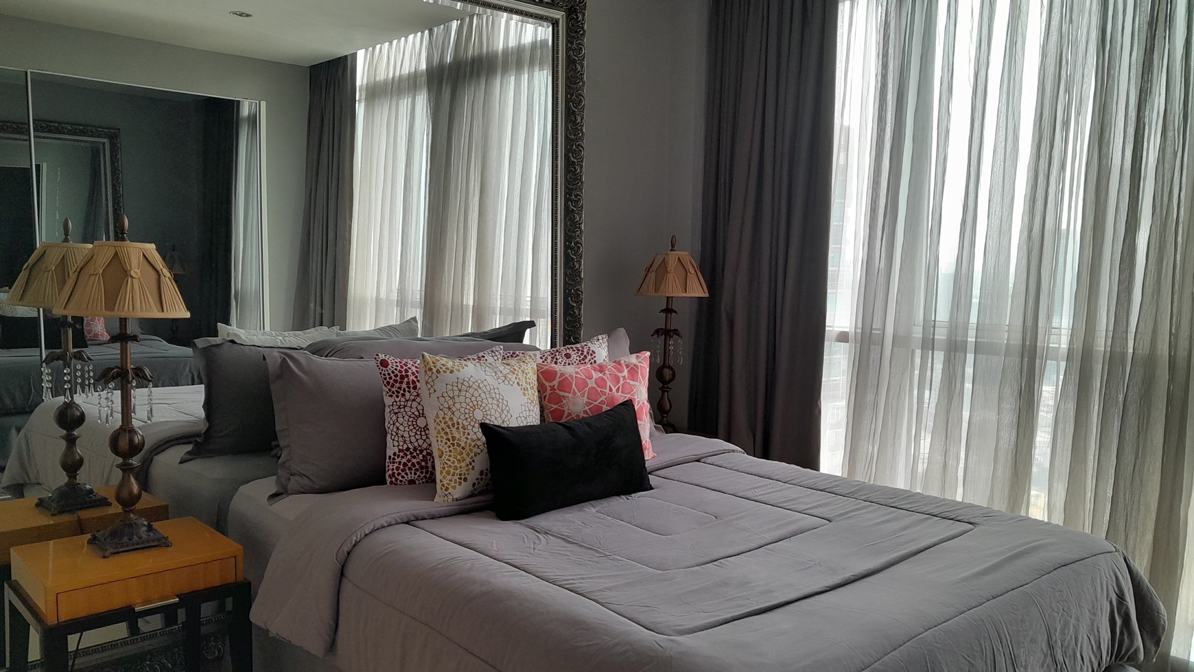 Apartemen Oakwood Premier Cozmo Residence, Mega Kuningan Jakarta, 3 Kamar Tidur, Siap Huni 