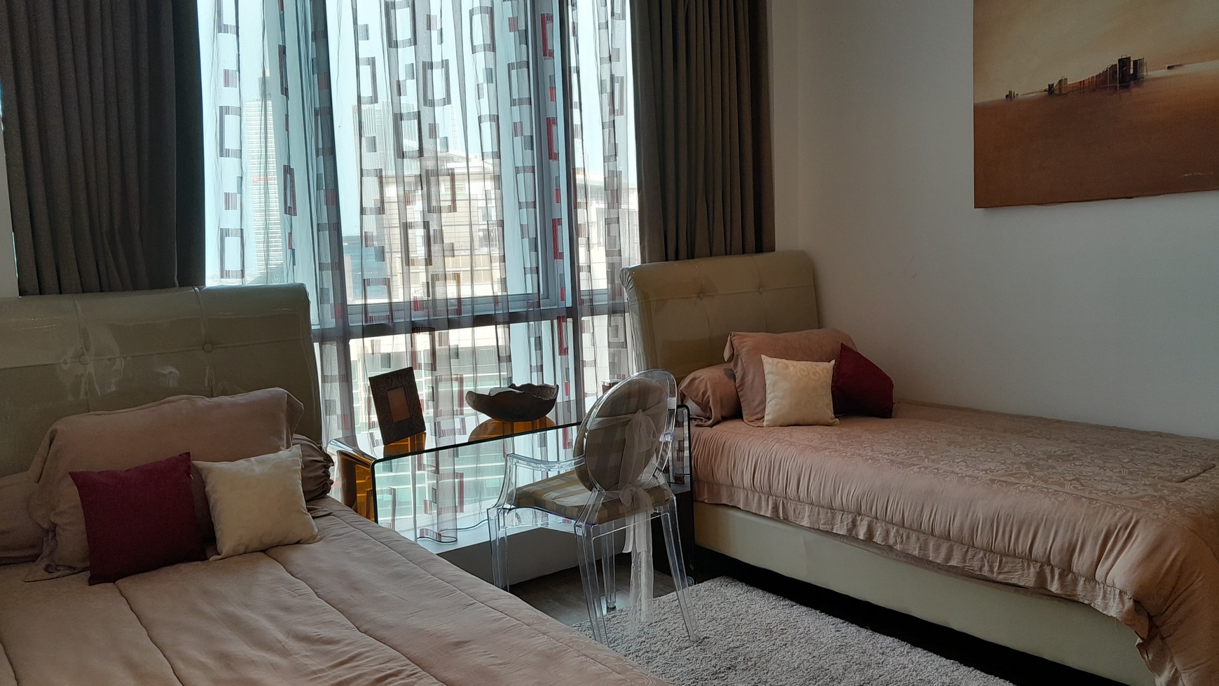 Apartemen Oakwood Premier Cozmo Residence, Mega Kuningan Jakarta, 3 Kamar Tidur, Siap Huni 