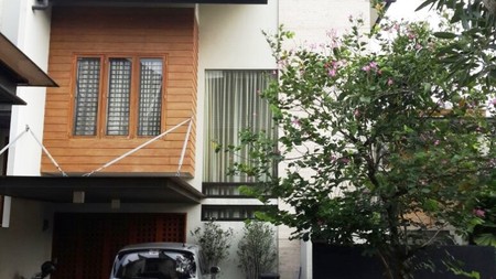 Rumah Modern Bagus,siap huni,dalam cluster di Pondok Pinang.