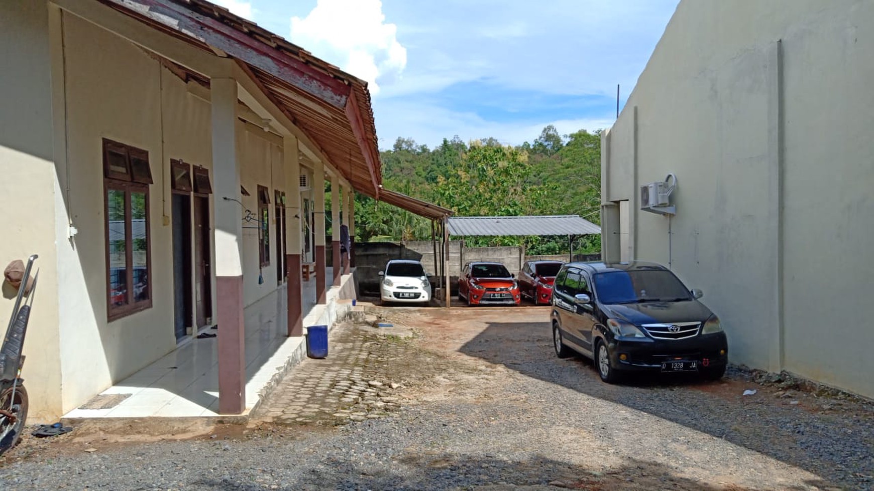 DIJUAL RUMAH KOST DAN USAHA CUCIAN MOBIL DI LAMPUNG