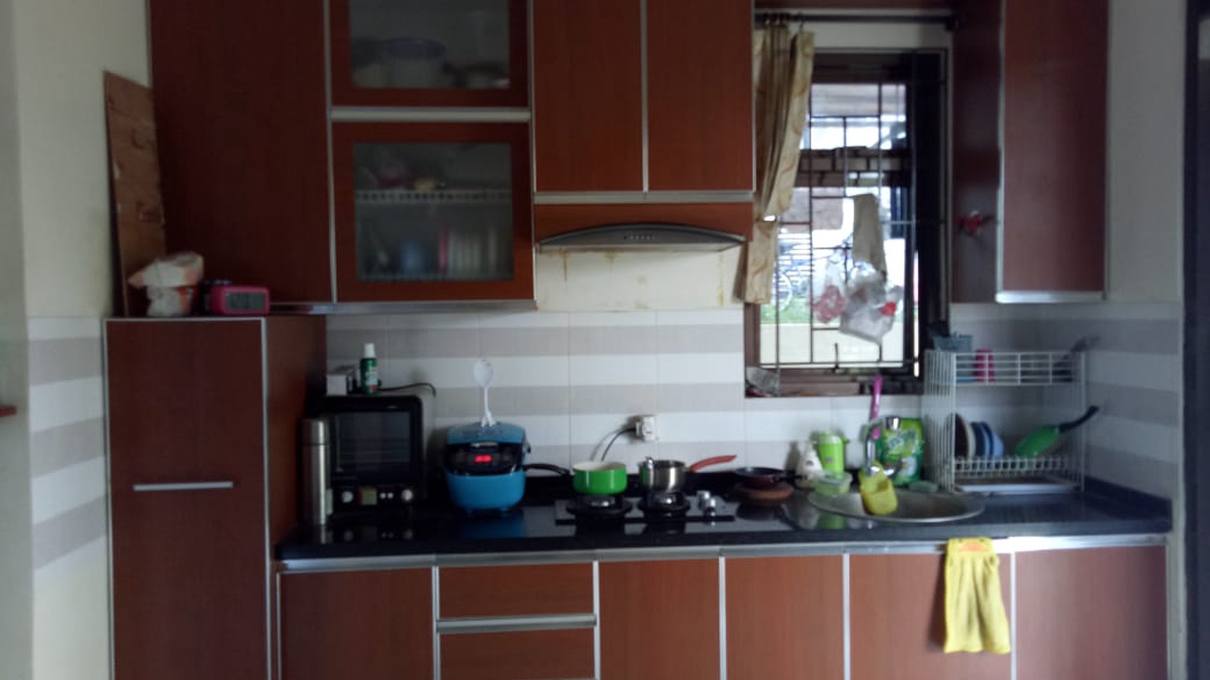 Rumah Luas Diarea Jl Mawar Rempoa Dekat Gatte Toll Veteran 