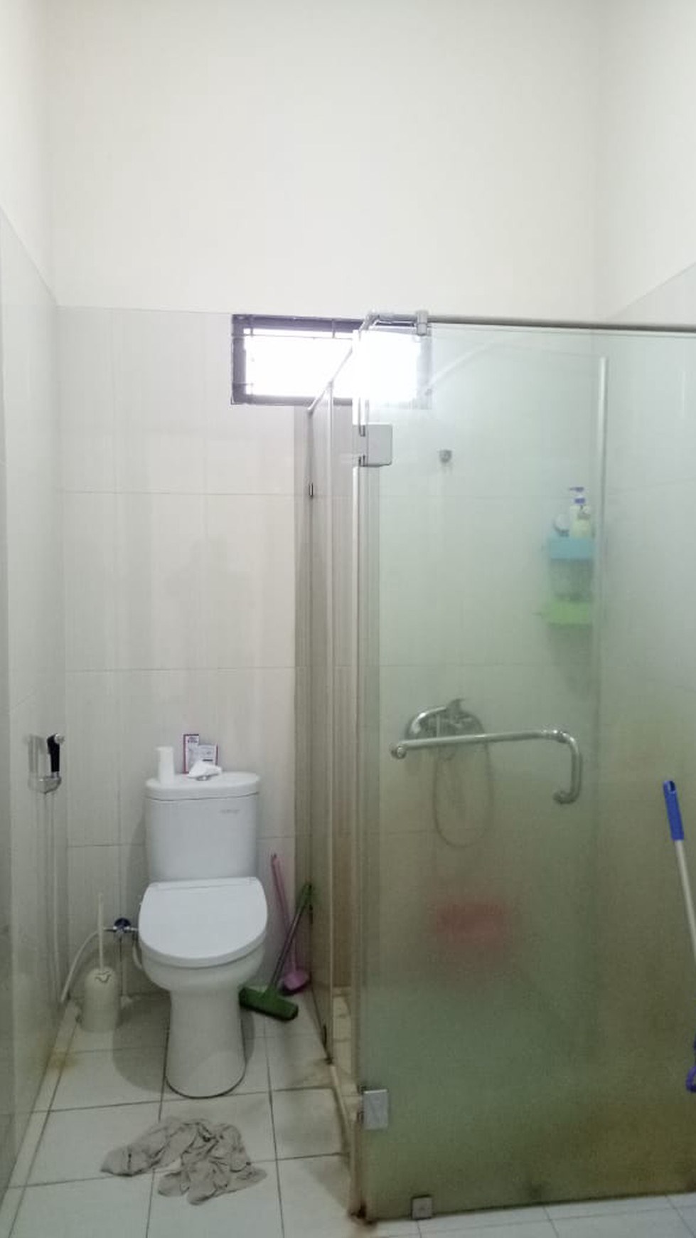 Rumah Luas Diarea Jl Mawar Rempoa Dekat Gatte Toll Veteran 