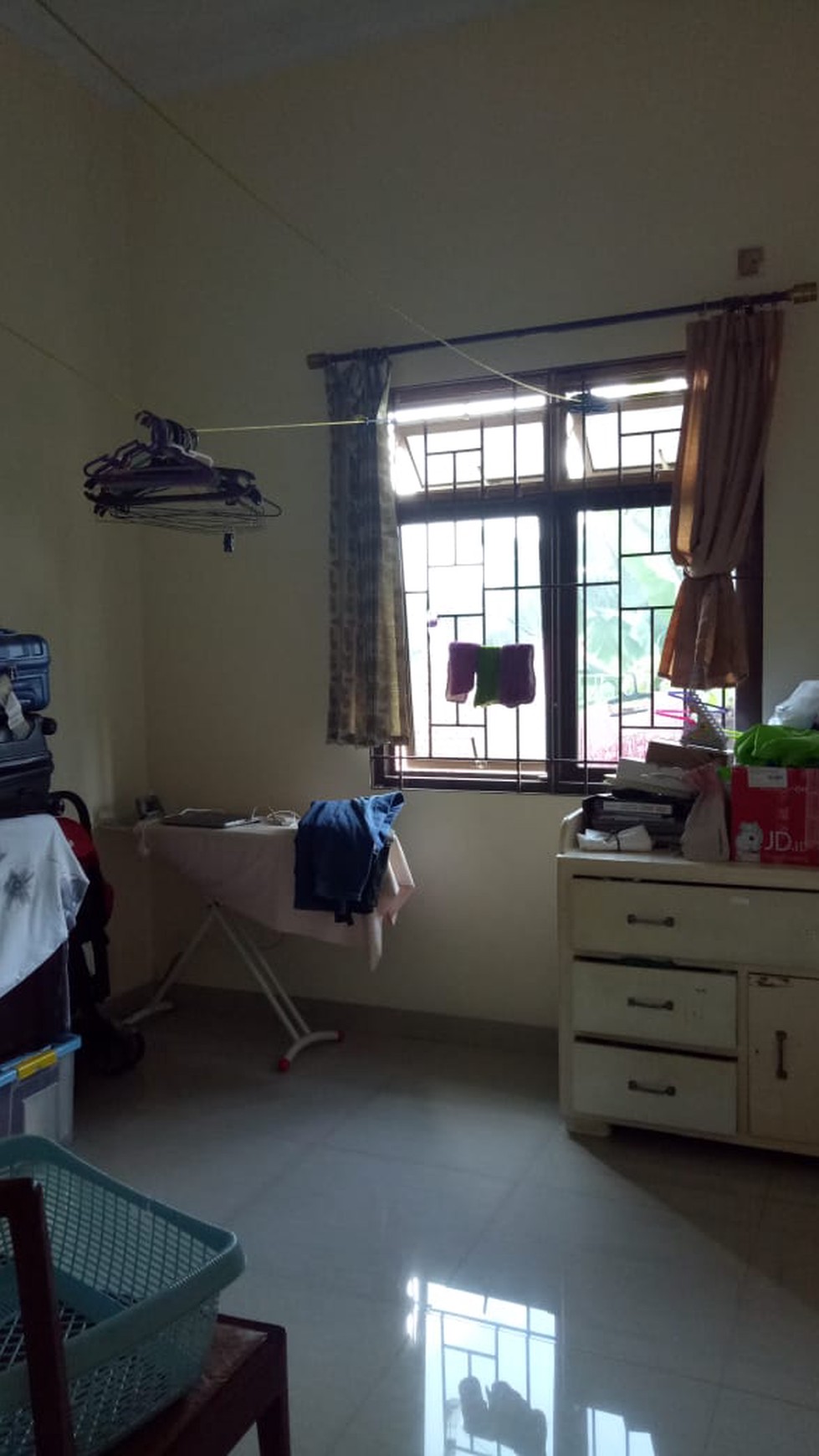 Rumah Luas Diarea Jl Mawar Rempoa Dekat Gatte Toll Veteran 