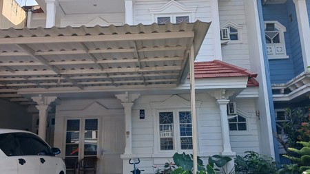 Rumah Kota Wisata  Cibubur  Cluster Florida Asri  Gerbong Tol Langsung Komplek