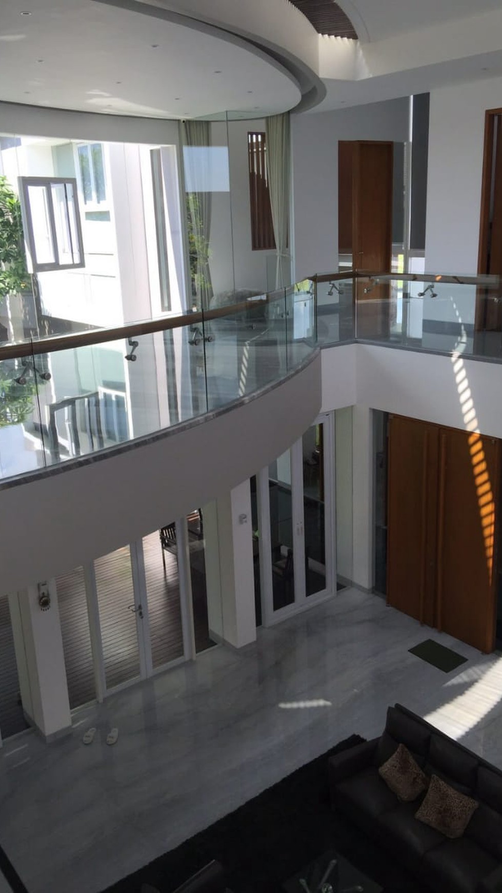 Rumah Modern Graha Famili (Special Boulevard Area), Surabaya Barat