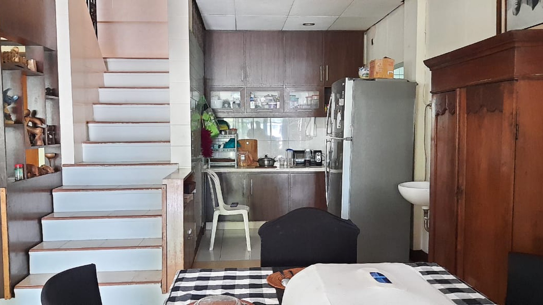 Rumah Bagus Diarea Jl Anggrek Nelly Murni Slipi  Akses Tol Dalam Kota