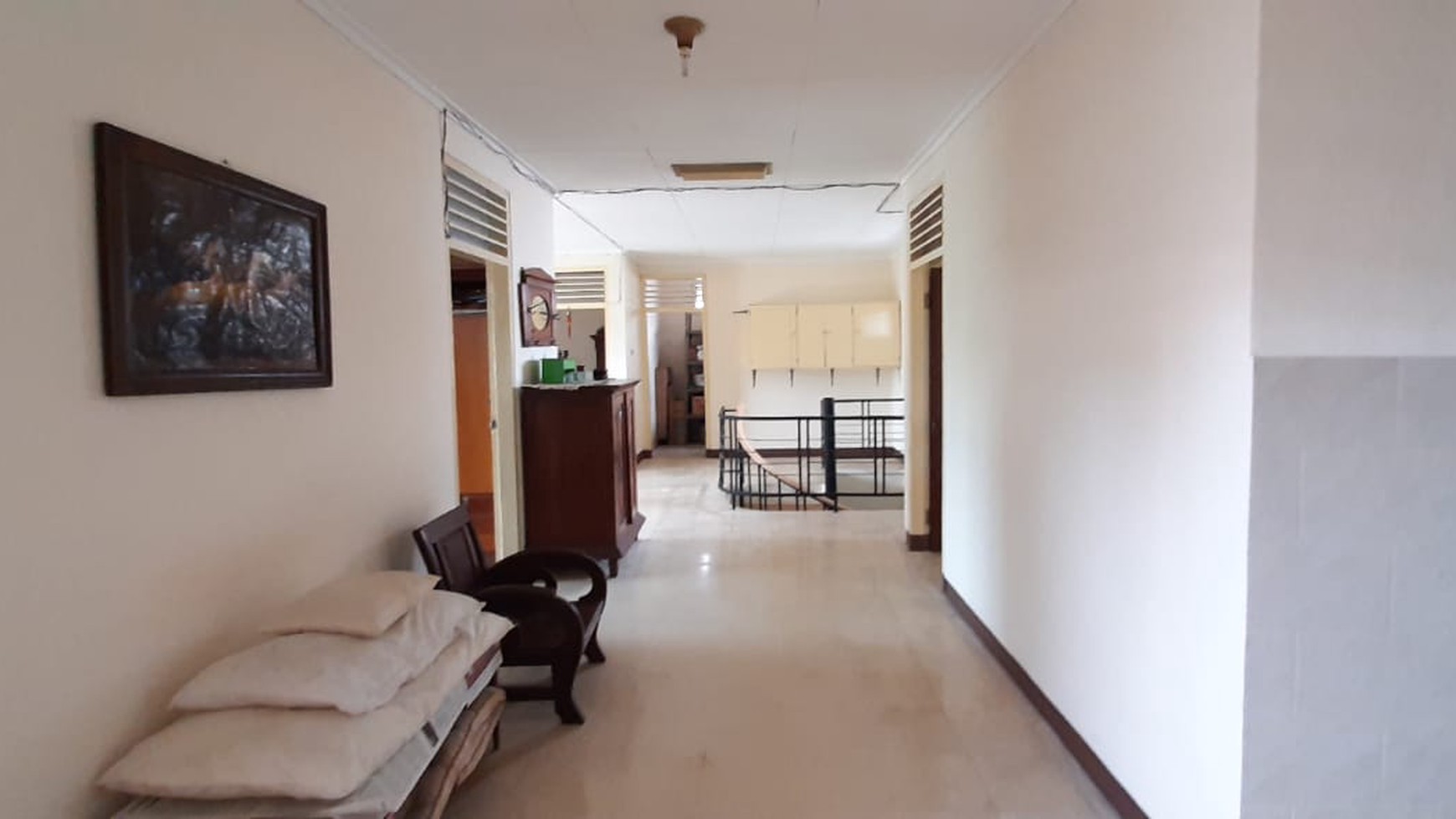 Rumah Bagus Diarea Jl Anggrek Nelly Murni Slipi  Akses Tol Dalam Kota