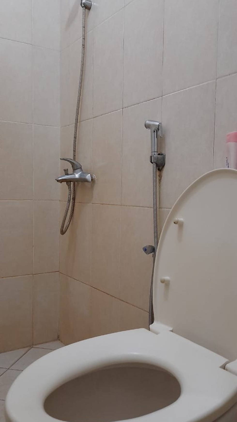 Rumah Bagus Diarea Jl Anggrek Nelly Murni Slipi  Akses Tol Dalam Kota