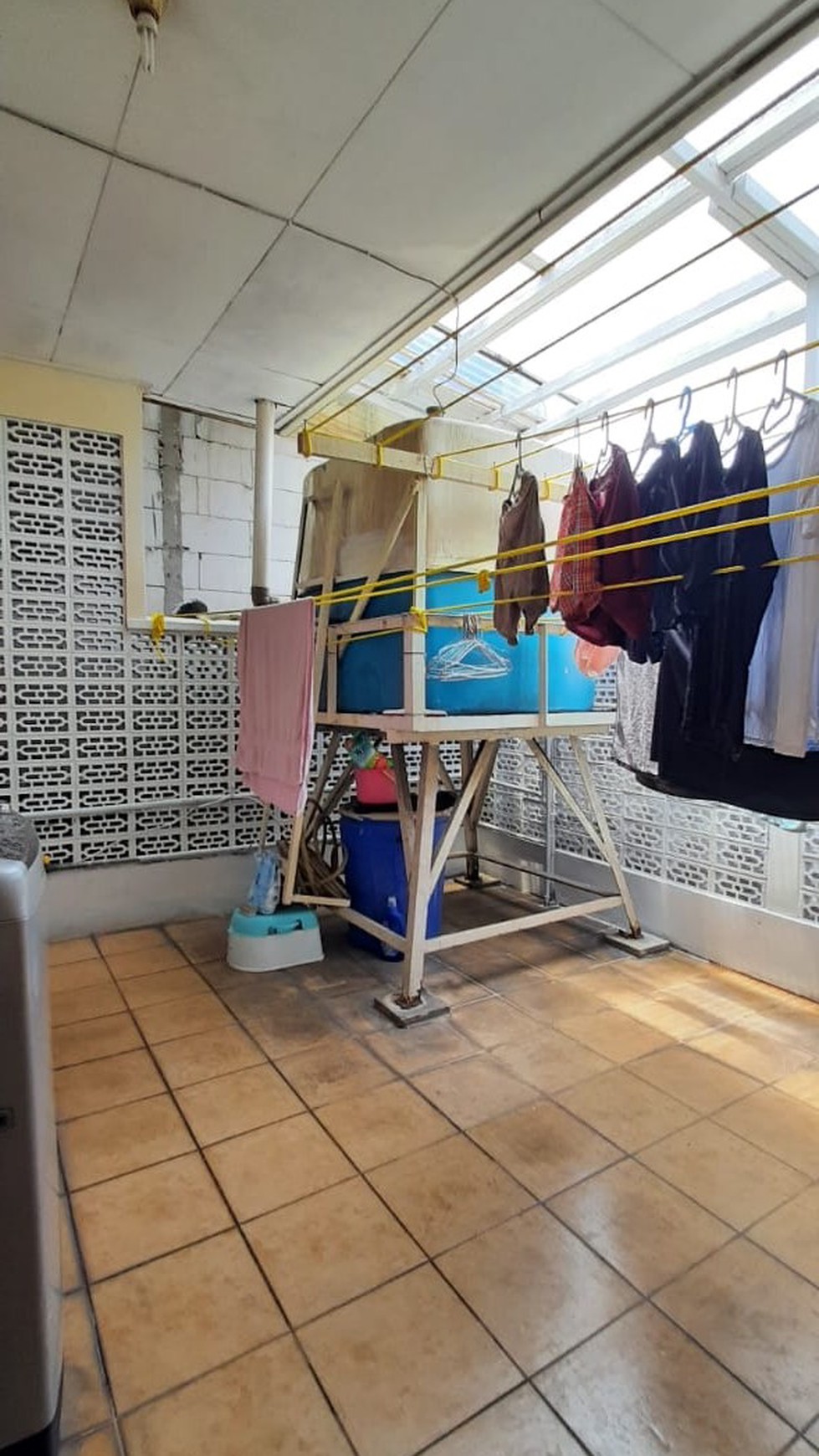 Rumah Bagus Diarea Jl Anggrek Nelly Murni Slipi  Akses Tol Dalam Kota