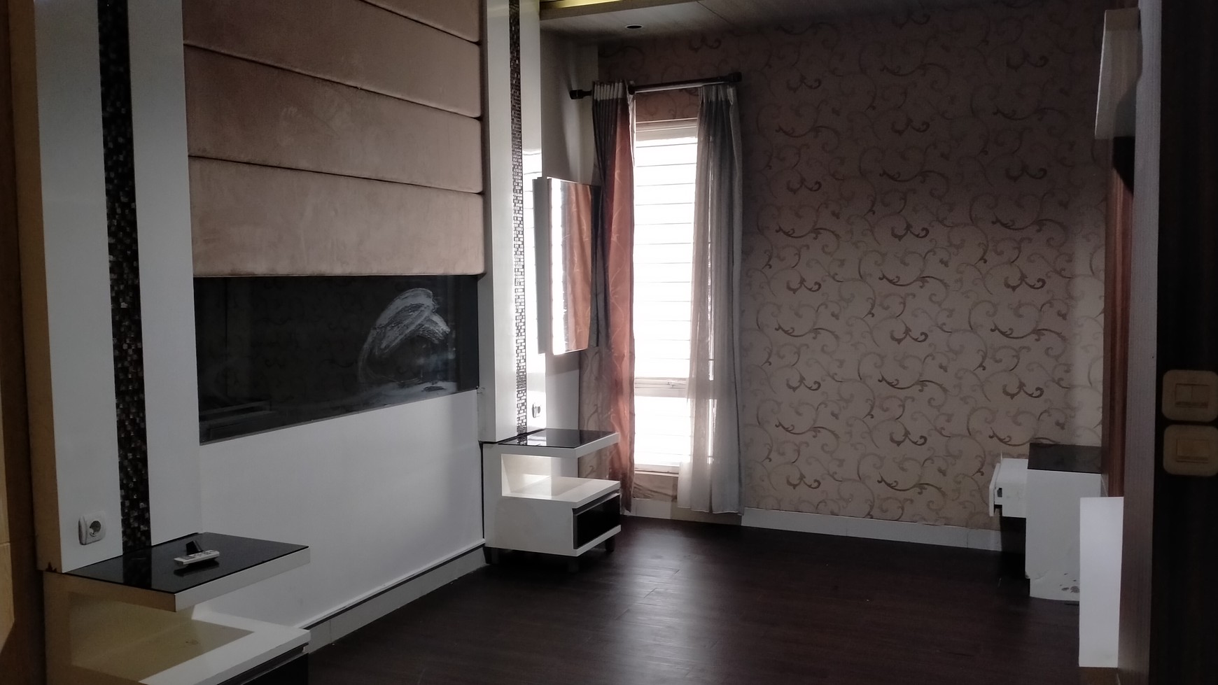 Cikeas Cibubur Town House Yasmin, siap huni, 2 lantai,  lokasi strategis, bagus, harga nego