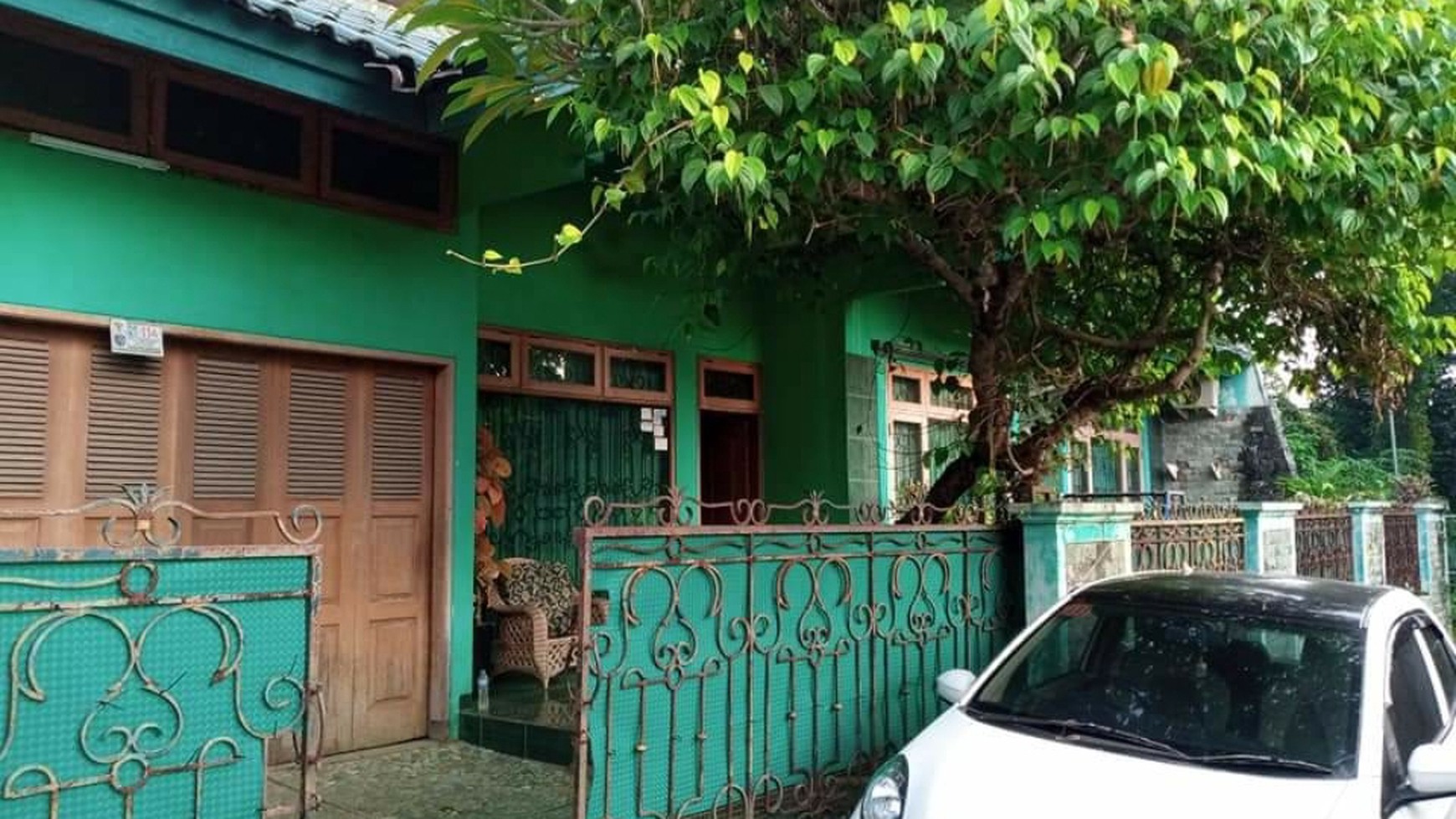 Dijual cepat rumah Jl. Sari Nembah, lokasi strategis, harga nego