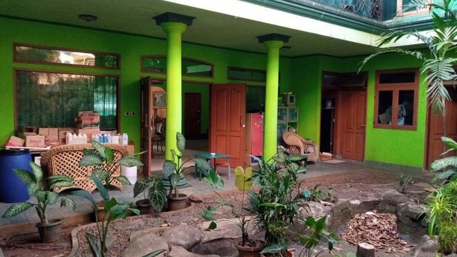 Dijual cepat rumah Jl. Sari Nembah, lokasi strategis, harga nego