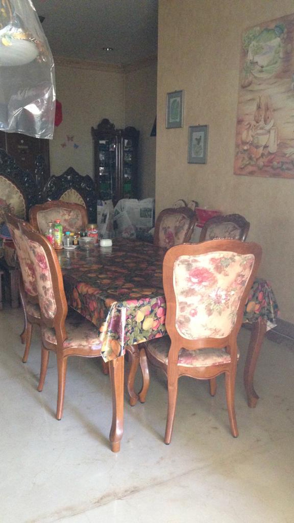 Rumah Luas Diarea Strategis Pinangranti Dekat Akses Toll Jak-Tim