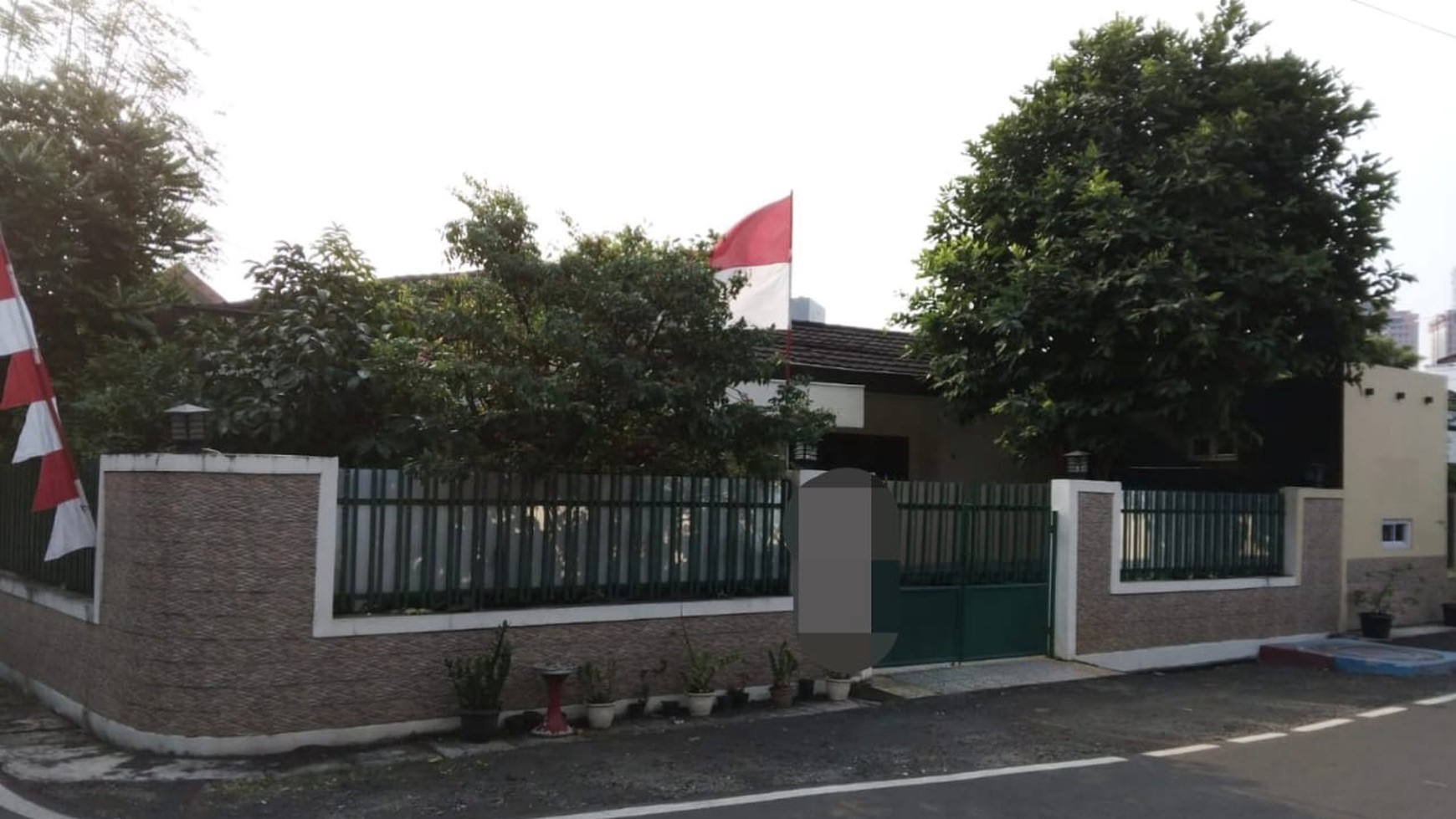 Rumah Asri Lokasi Strategis di Cempaka Putih Jakarta Pusat