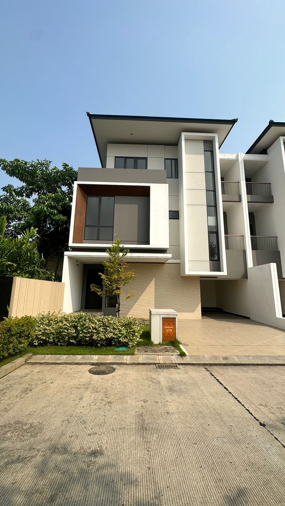 Rumah Siap Huni Mewah Cluster Maninjau Cakung Jakarta Garden CIty Jakarta Timur