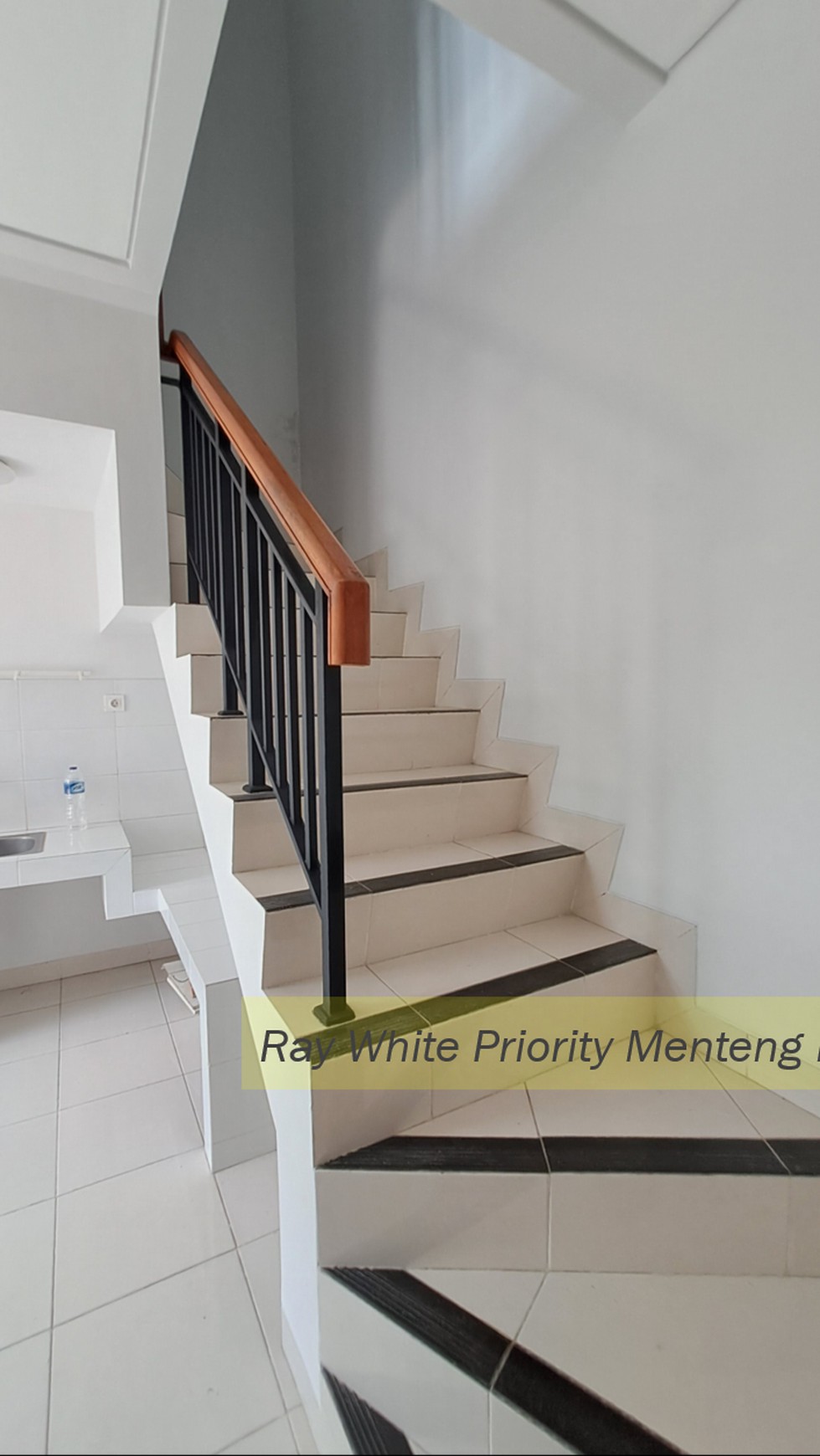 Rumah Baru Renovasi di Dalam Cluster Gading Serpong, Tangerang Selatan #HR