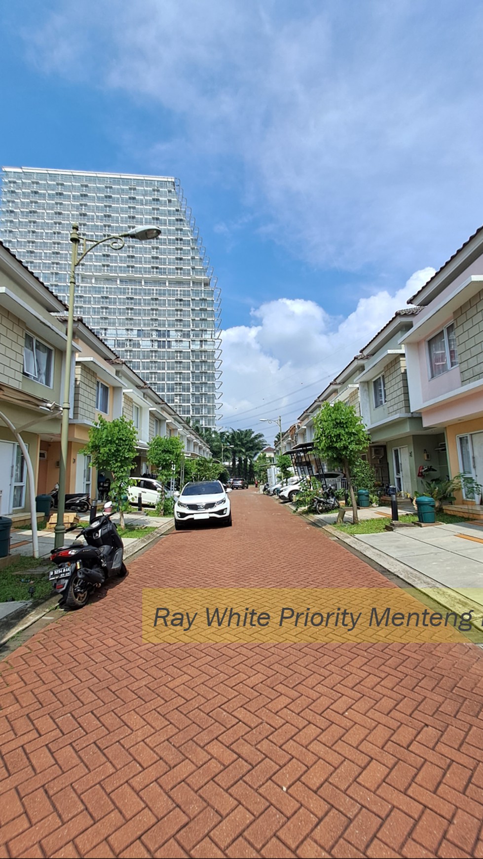 Rumah Baru Renovasi di Dalam Cluster Gading Serpong, Tangerang Selatan #HR