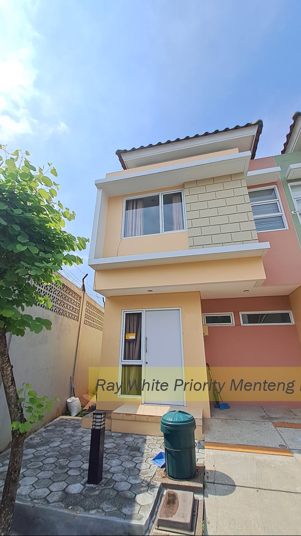 Rumah Baru Renovasi di Dalam Cluster Gading Serpong, Tangerang Selatan #HR