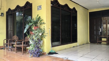 DIJUAL  RUMAH DI DEPOK TIMUR