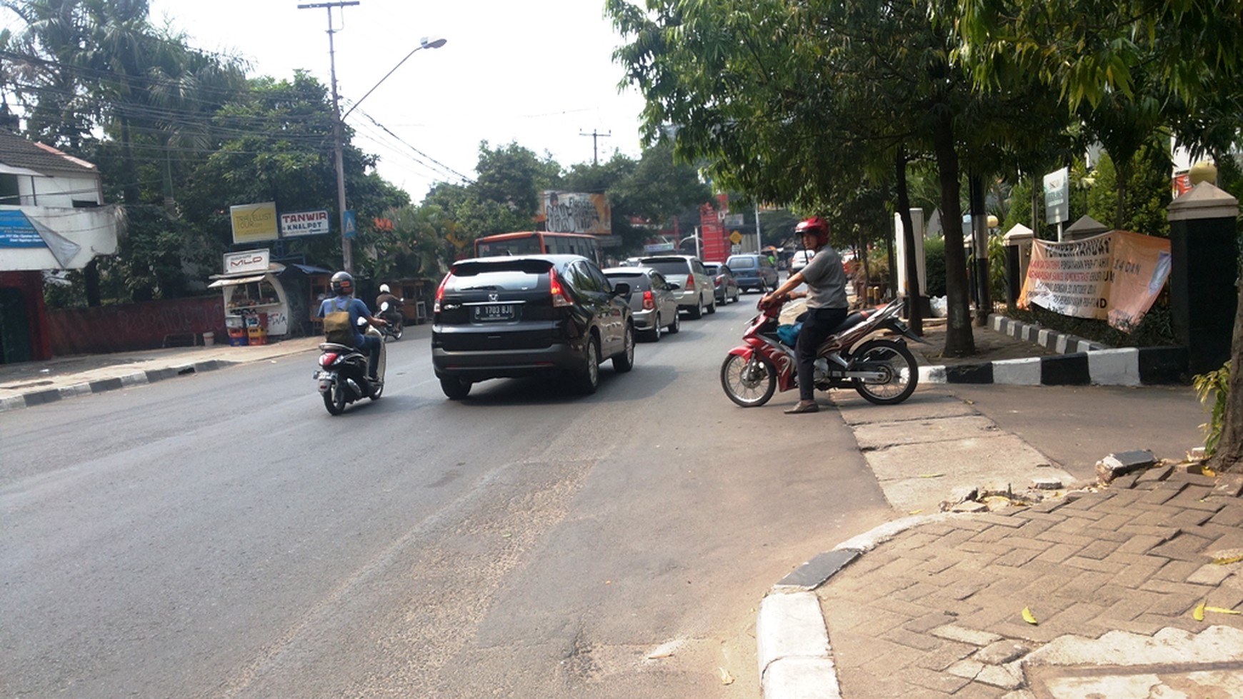 Tanah Strategis Di Jalan Utama Area Kebayoran Lama Jalur Propinsi
