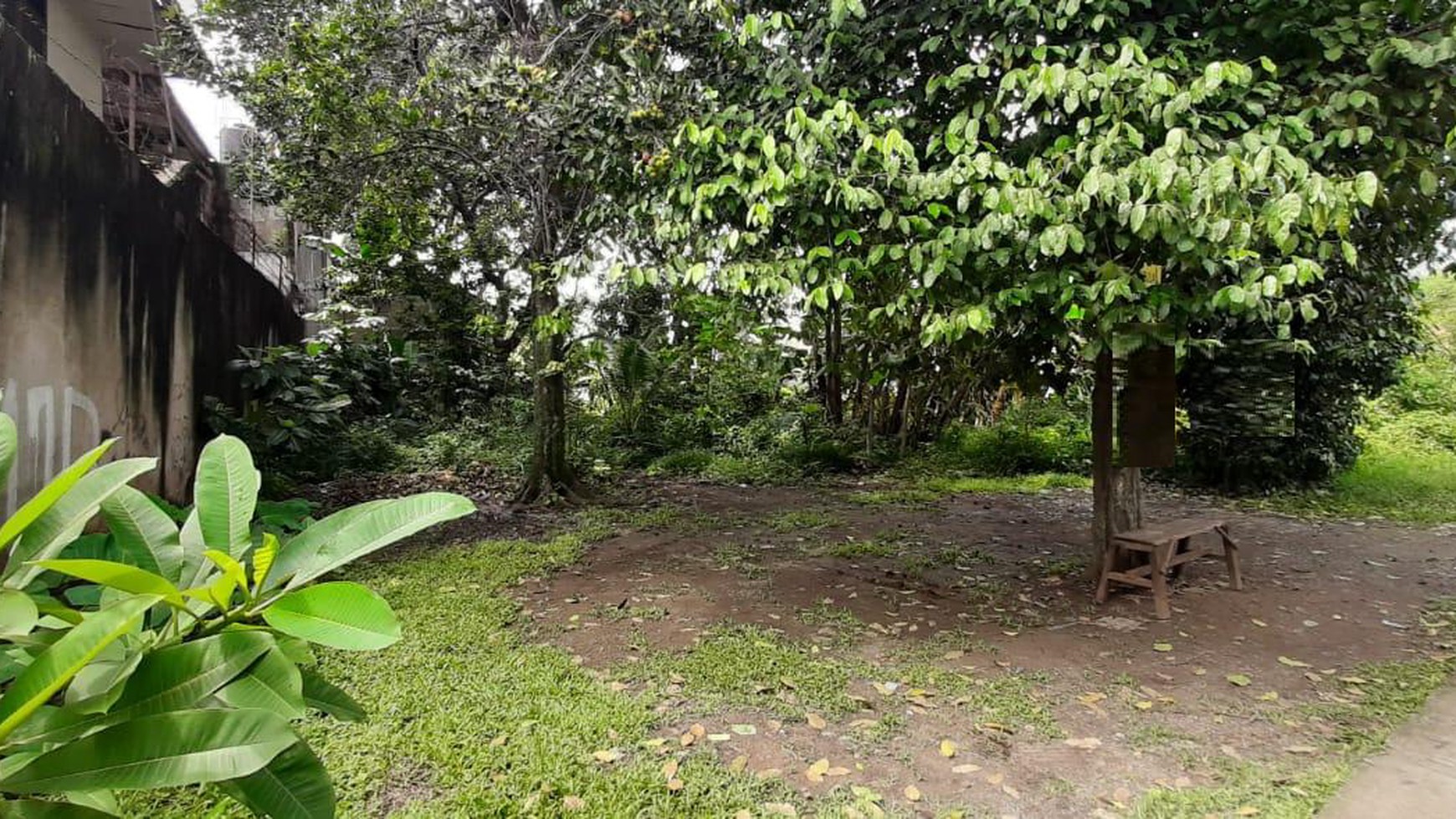 Tanah Keren Diarea Beji Depok Samping Kampus UI & Nempel Toll Cijago 