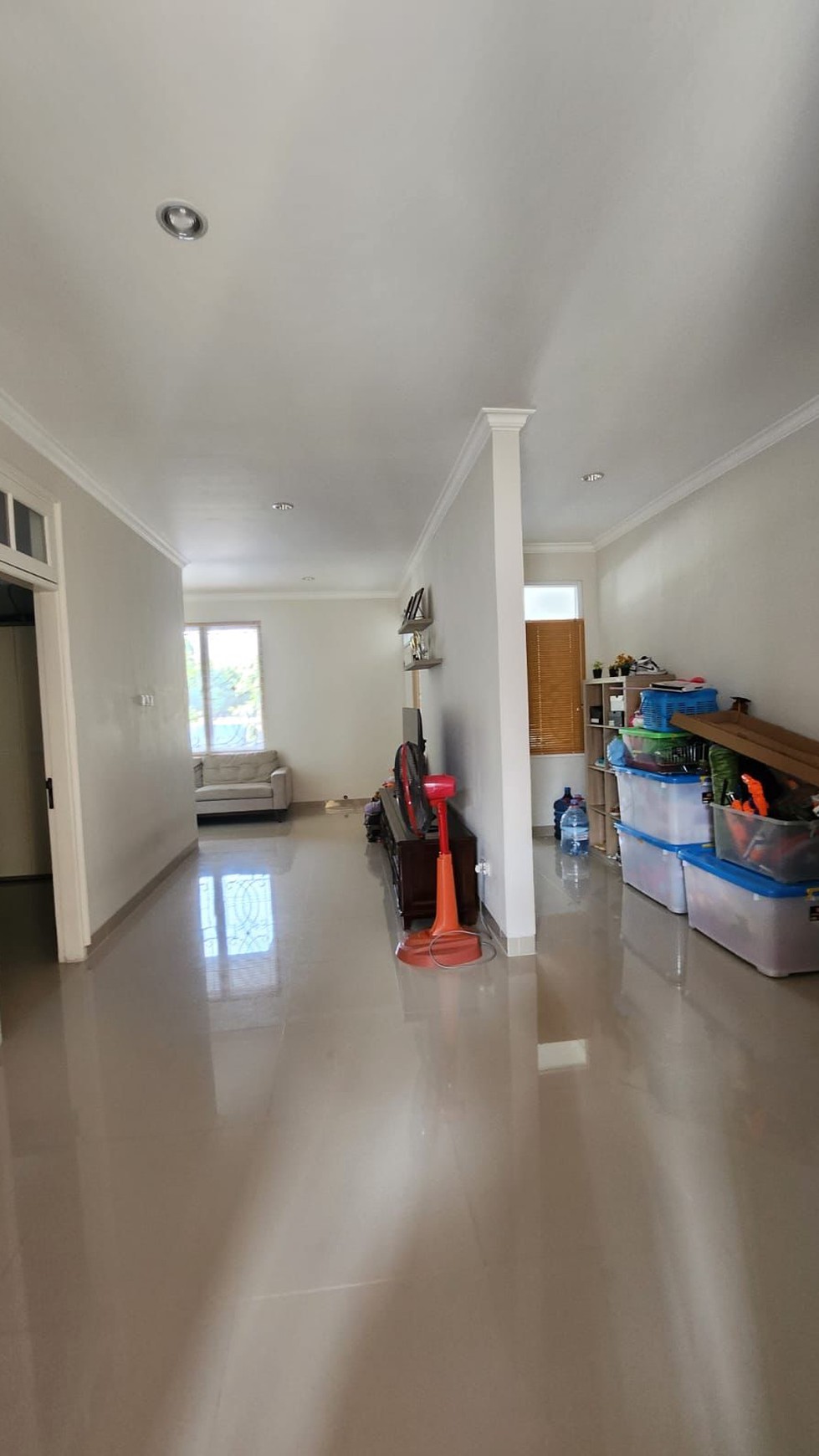 Rumah Cantik Furnished di Kota Wisata