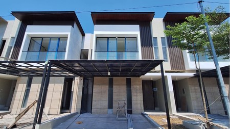 New Gress Lake View! Rumah North West Central Citraland