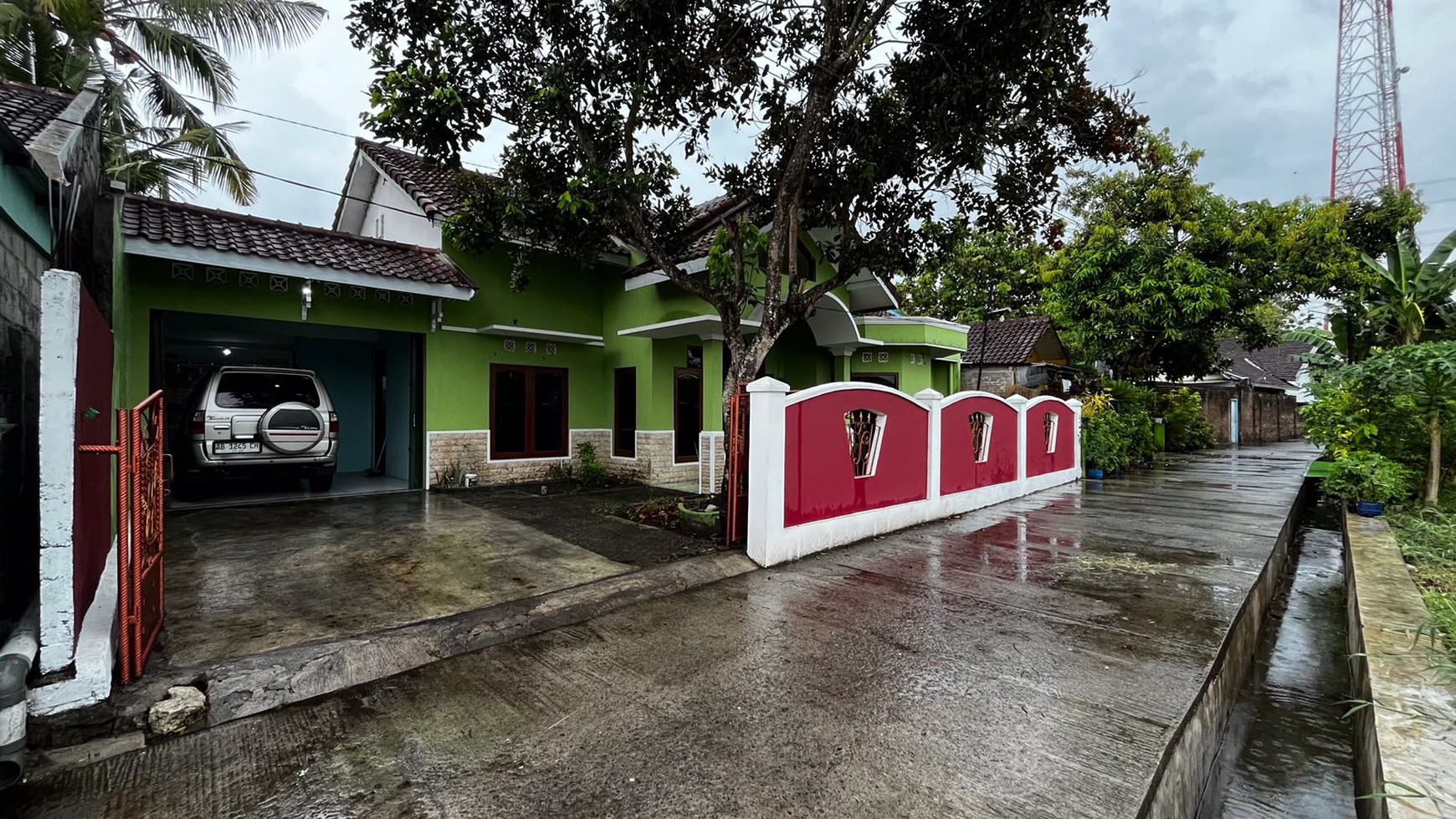 Rumah Hunian Cocok Untuk Keluarga Besar Lingkungan Nyaman Asri Lokasi Sewon Bantul