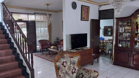 Rumah Bagus,nyaman di Pondok Indah Jakarta Selatan.