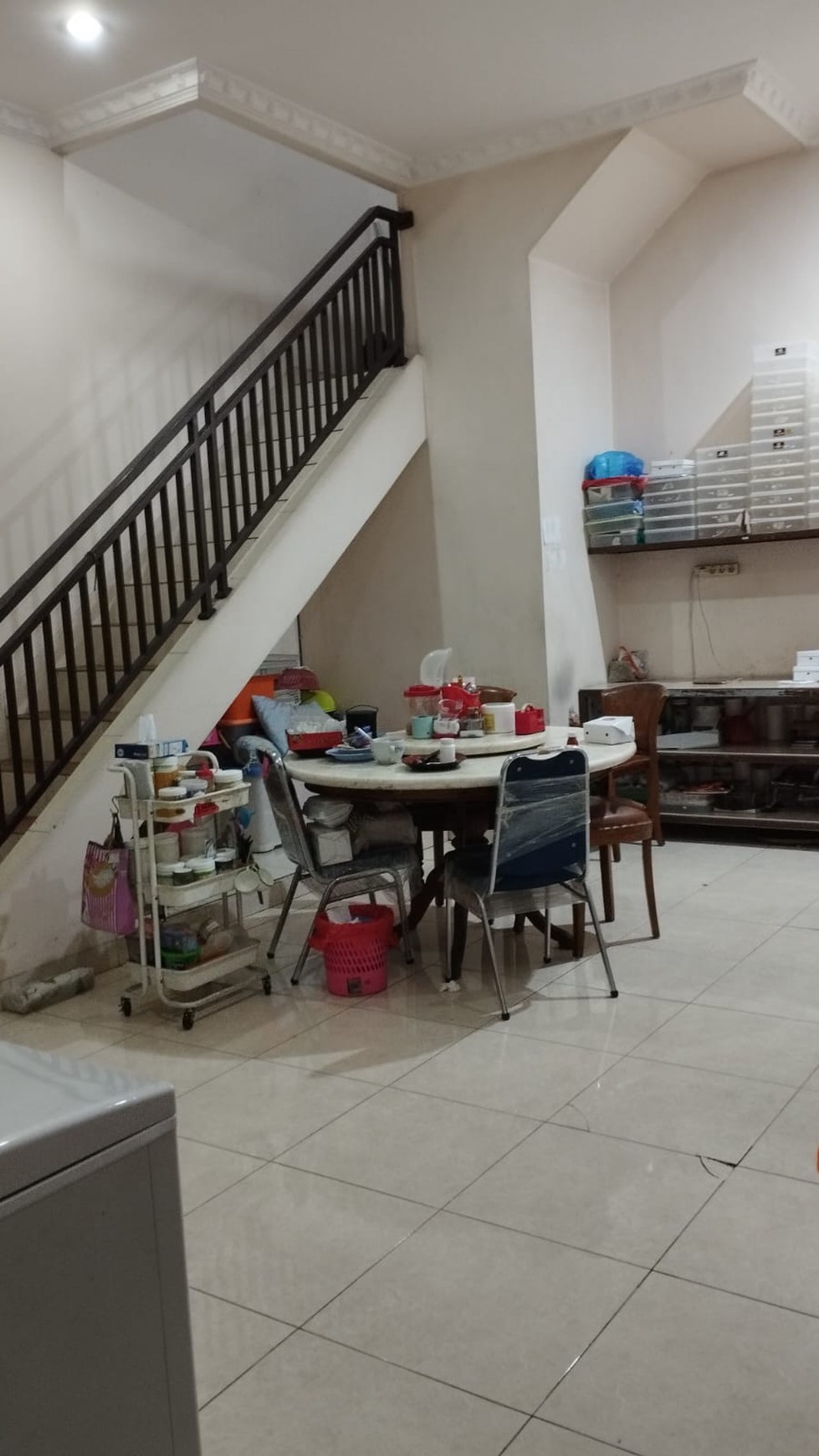 Dijual Rumah di JL. Padjajaran Raya Perum 3 Karawaci Tangerang