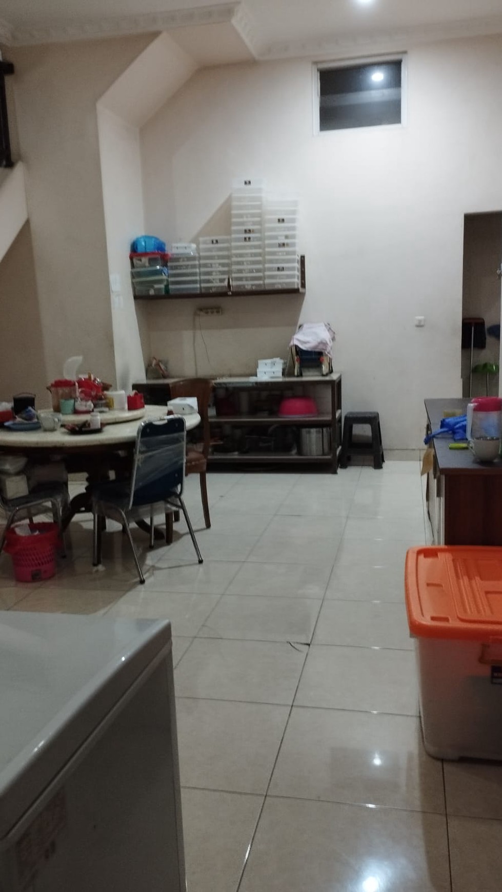 Dijual Rumah di JL. Padjajaran Raya Perum 3 Karawaci Tangerang