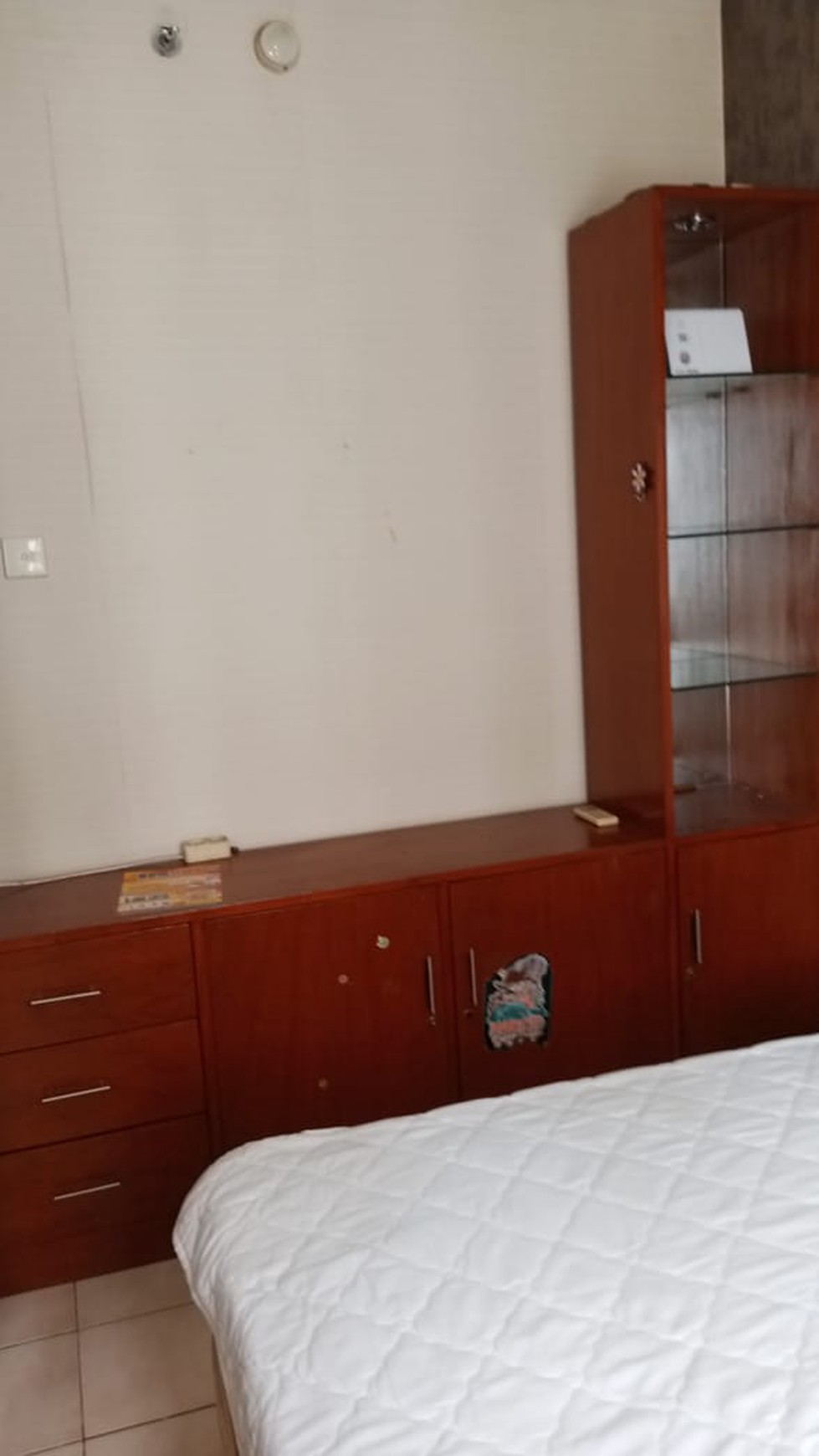 Apartemen siap huni semi furnish, harga murah di Gading Mediterania residence