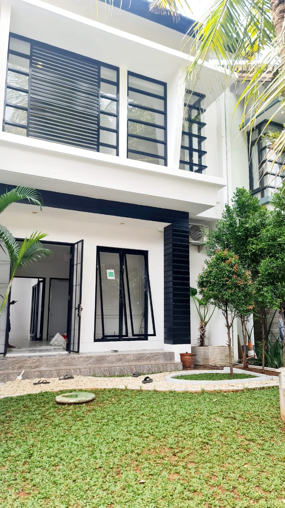 Rumah Bagus Sudah Renovasi Di Emerald Residence Bintaro Jaya