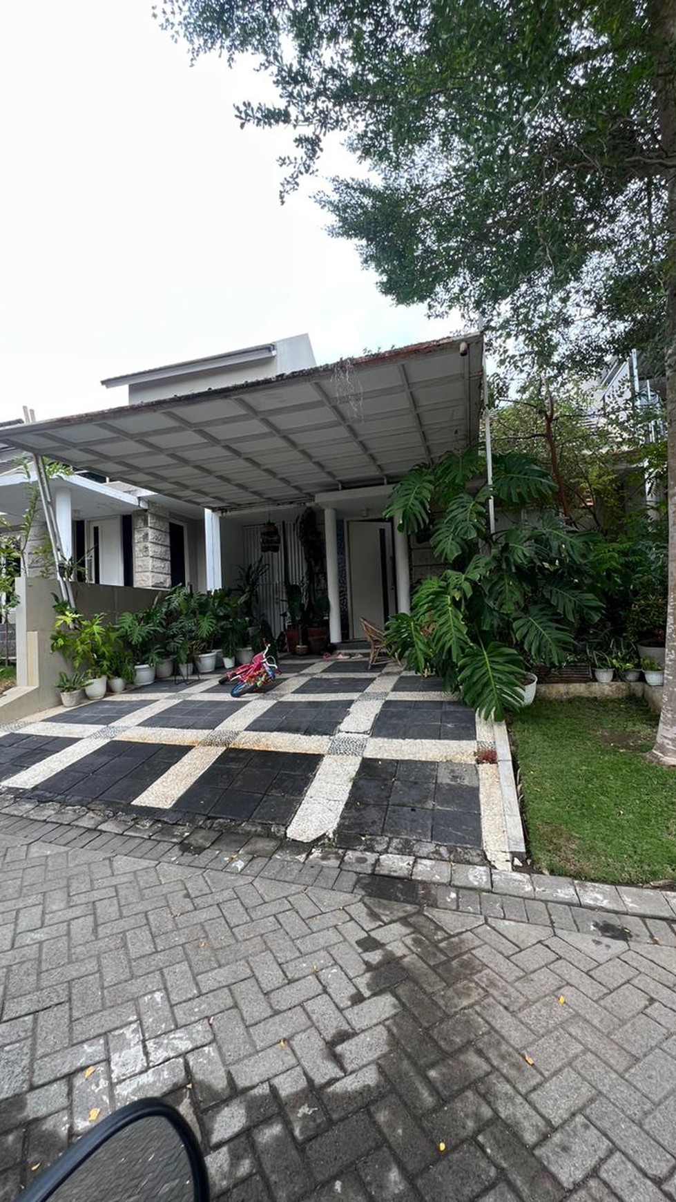 Rumah Mewah 2 Lantai Lokasi Balecatur Gamping Sleman 