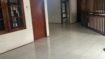 Rumah Bagus Di Jl Langsat Kebayoran Baru Jakarta Selatan..