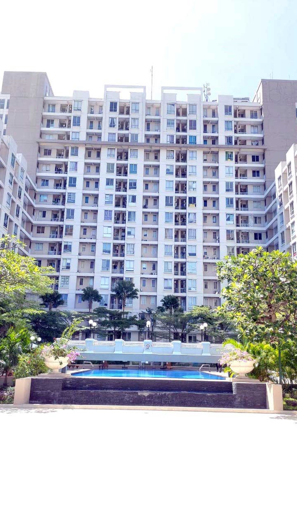 Apartement East Coast Tower Topaz, 2 Bedroom, View City & Pool, Kosongan