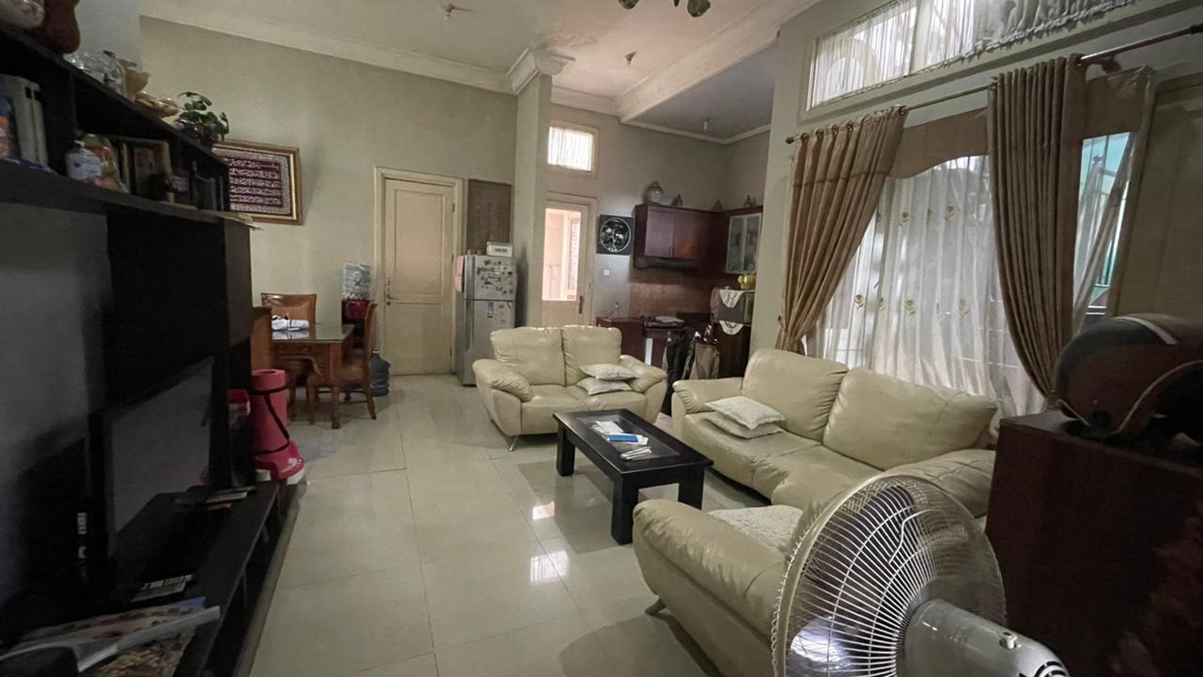 Dijual Rumah A Yani Residence Surabaya - Row Jalan KEMBAR- dekat POLDA Jatim , CITO , Graha Pena