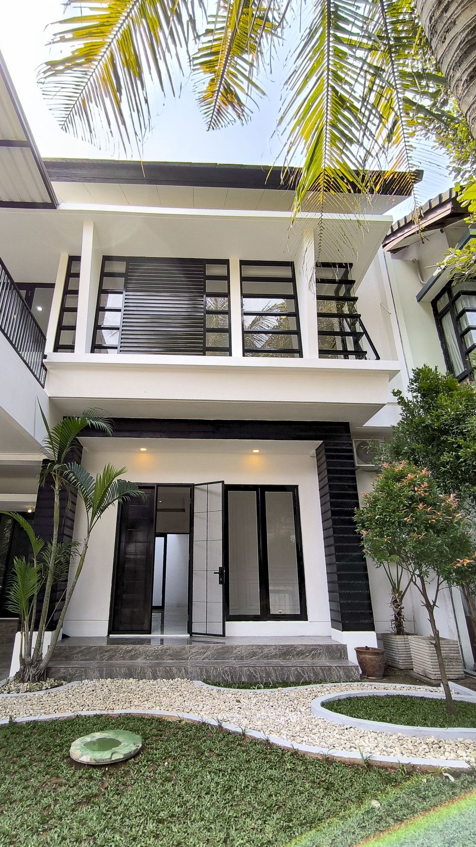 Rumah Bagus Di Emerald Residence Bintaro Jaya Sektor 9