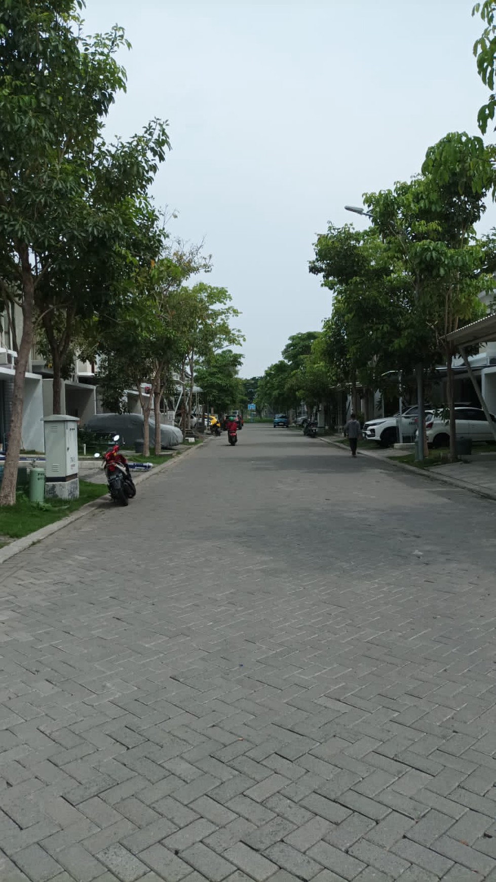 Disewakan Rumah North West Park Citraland Surabaya SPESIAL 3 Kamar Tidur , Modern 2 Lantai