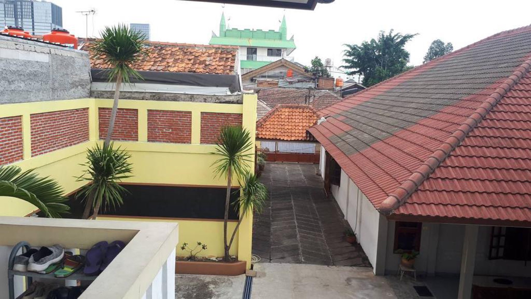 Dijual Rumah + Paviliun di Pancoran,