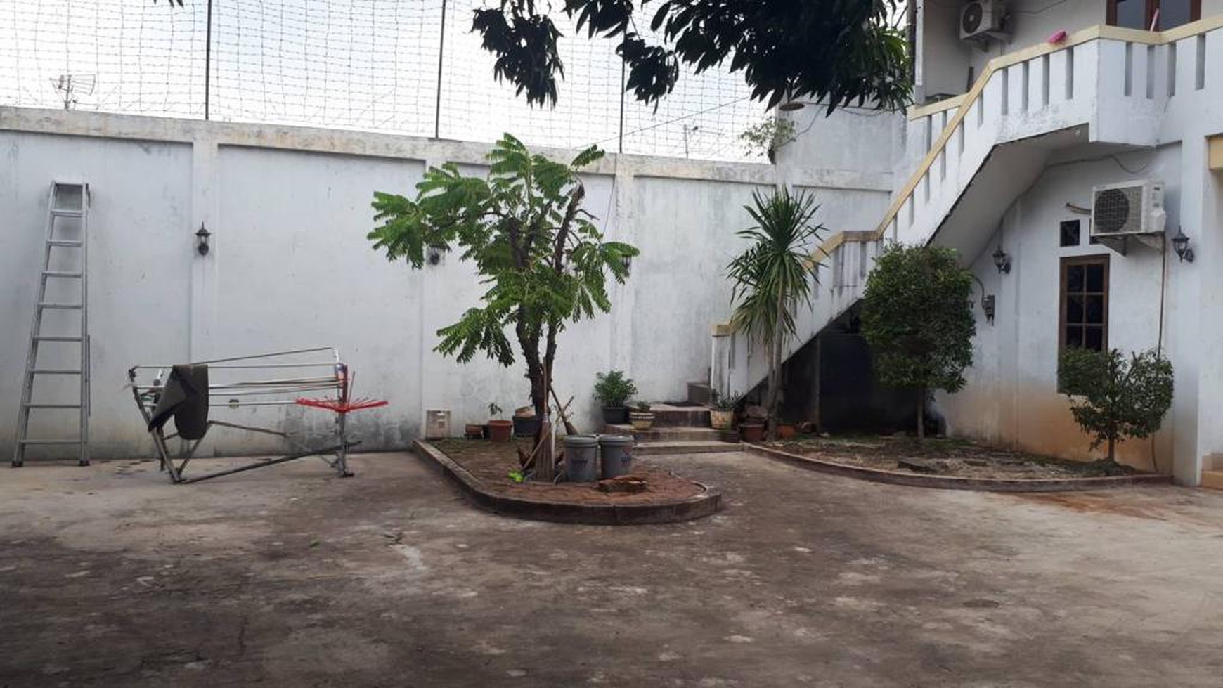 Dijual Rumah + Paviliun di Pancoran,