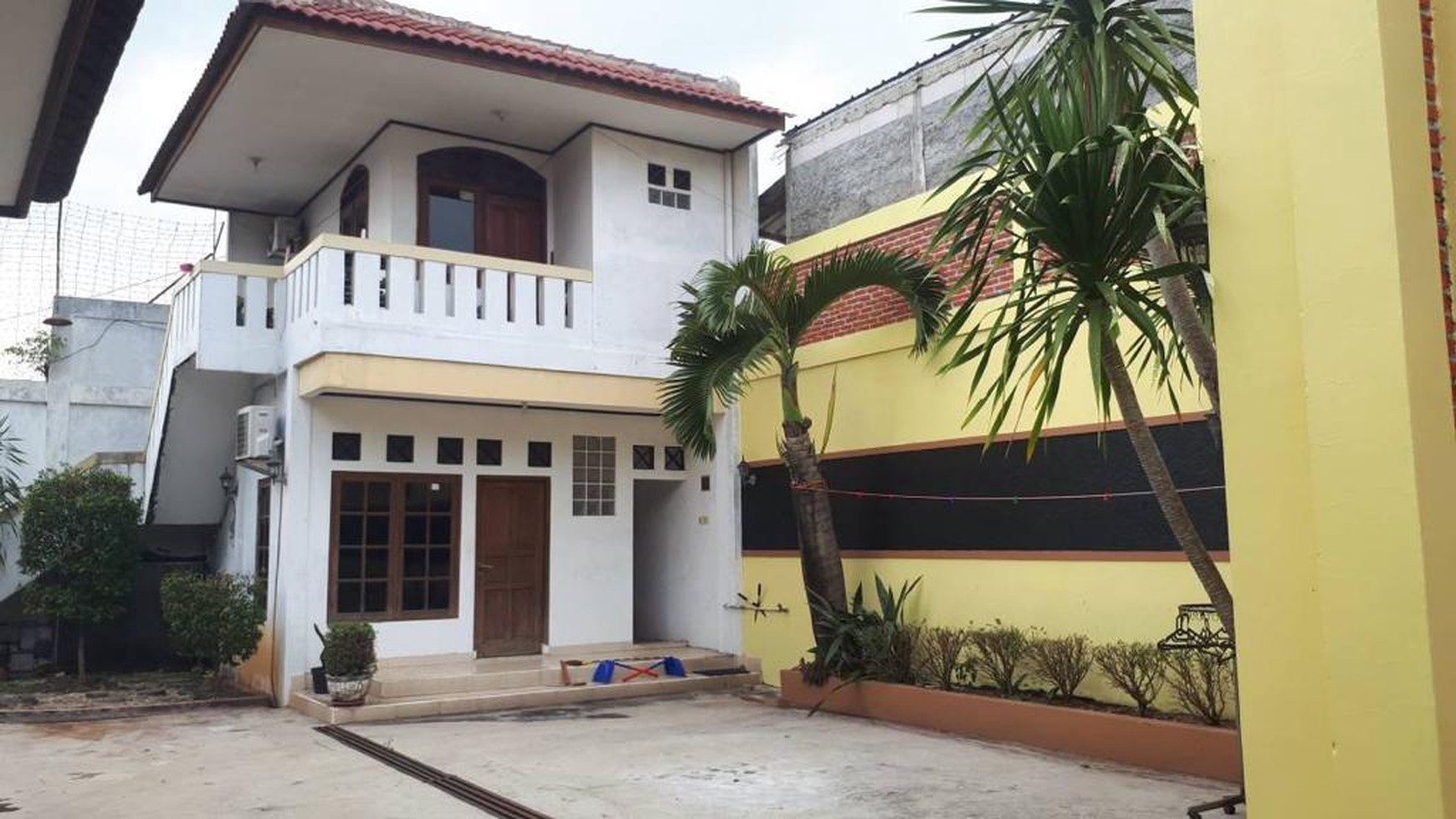 Dijual Rumah + Paviliun di Pancoran,