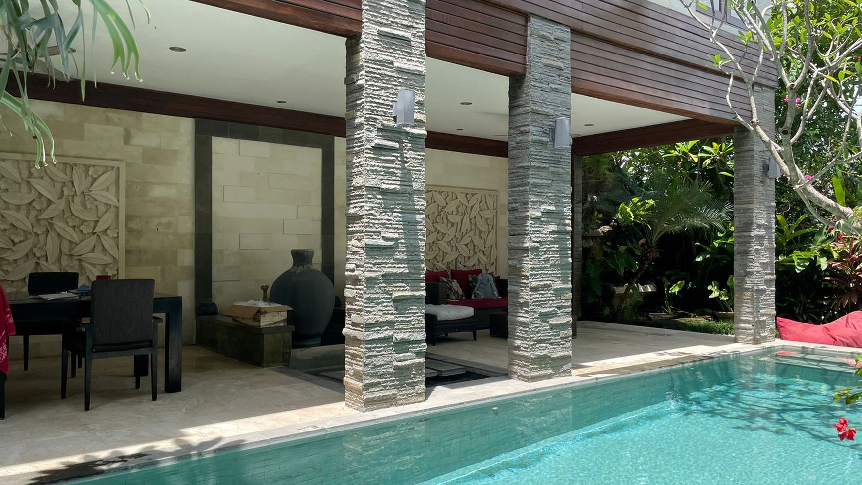 Villa on the heart of Berawa Canggu