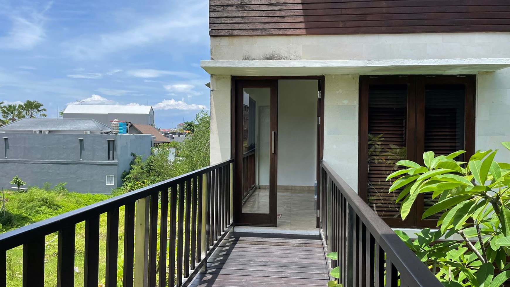 Villa on the heart of Berawa Canggu