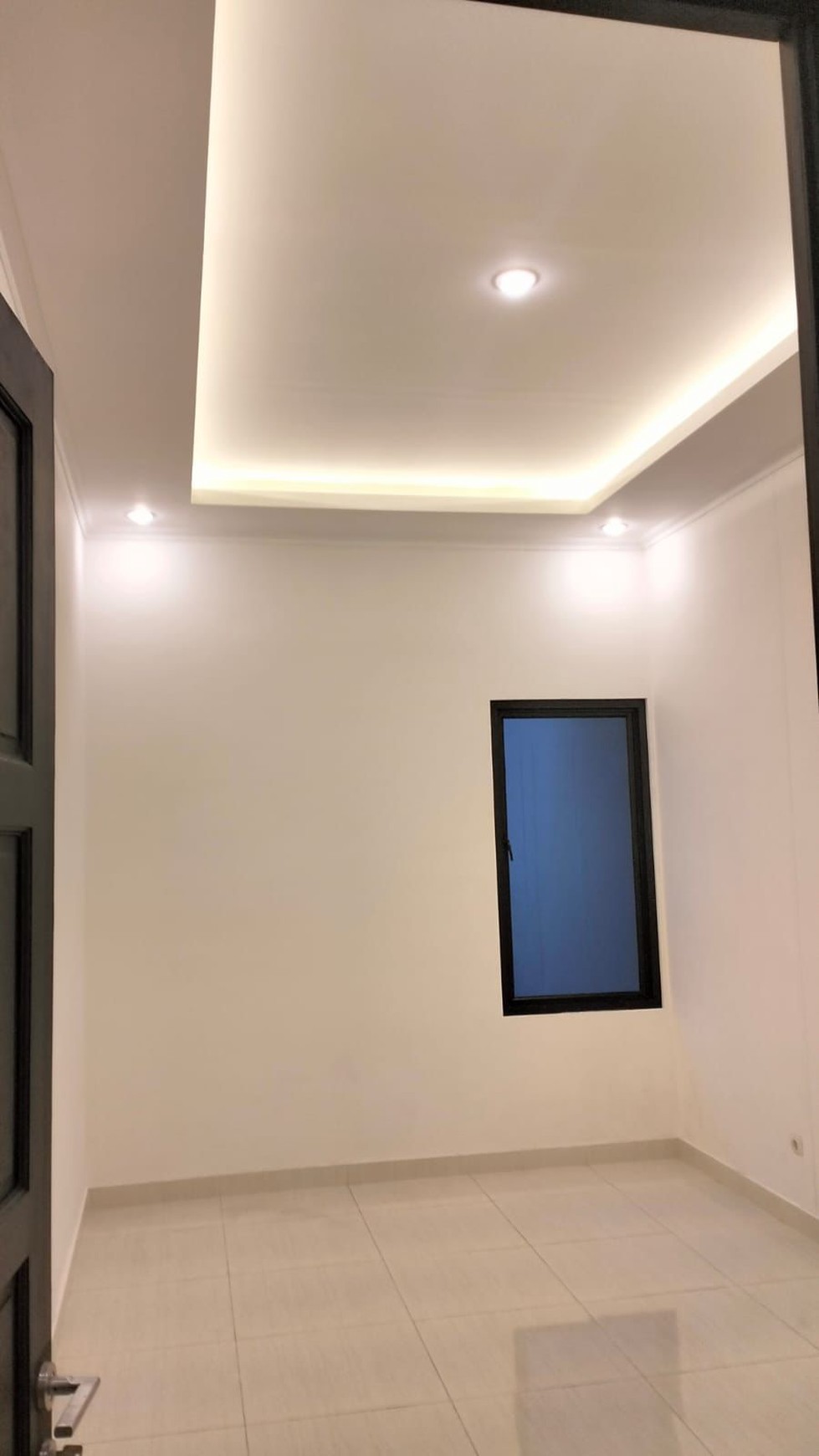 Dijual Rumah Cantik Minimalis Siap Huni di Griya Loka Bsd City