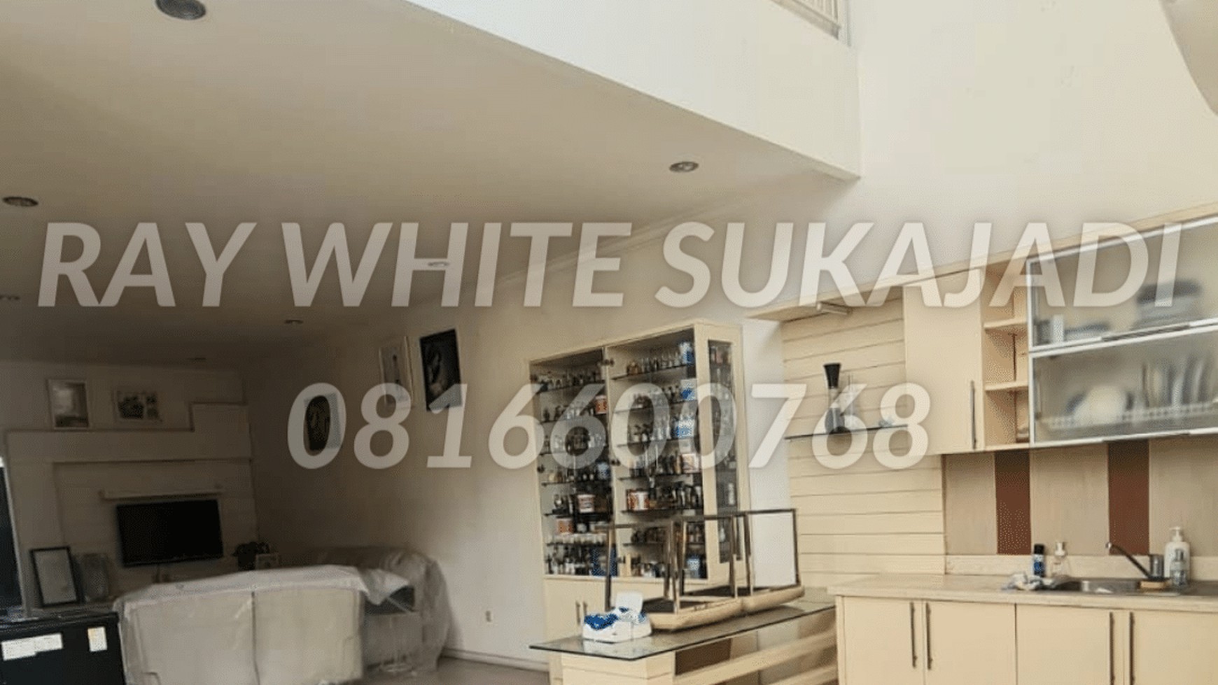  Rumah Modern Minimalis Setraduta 