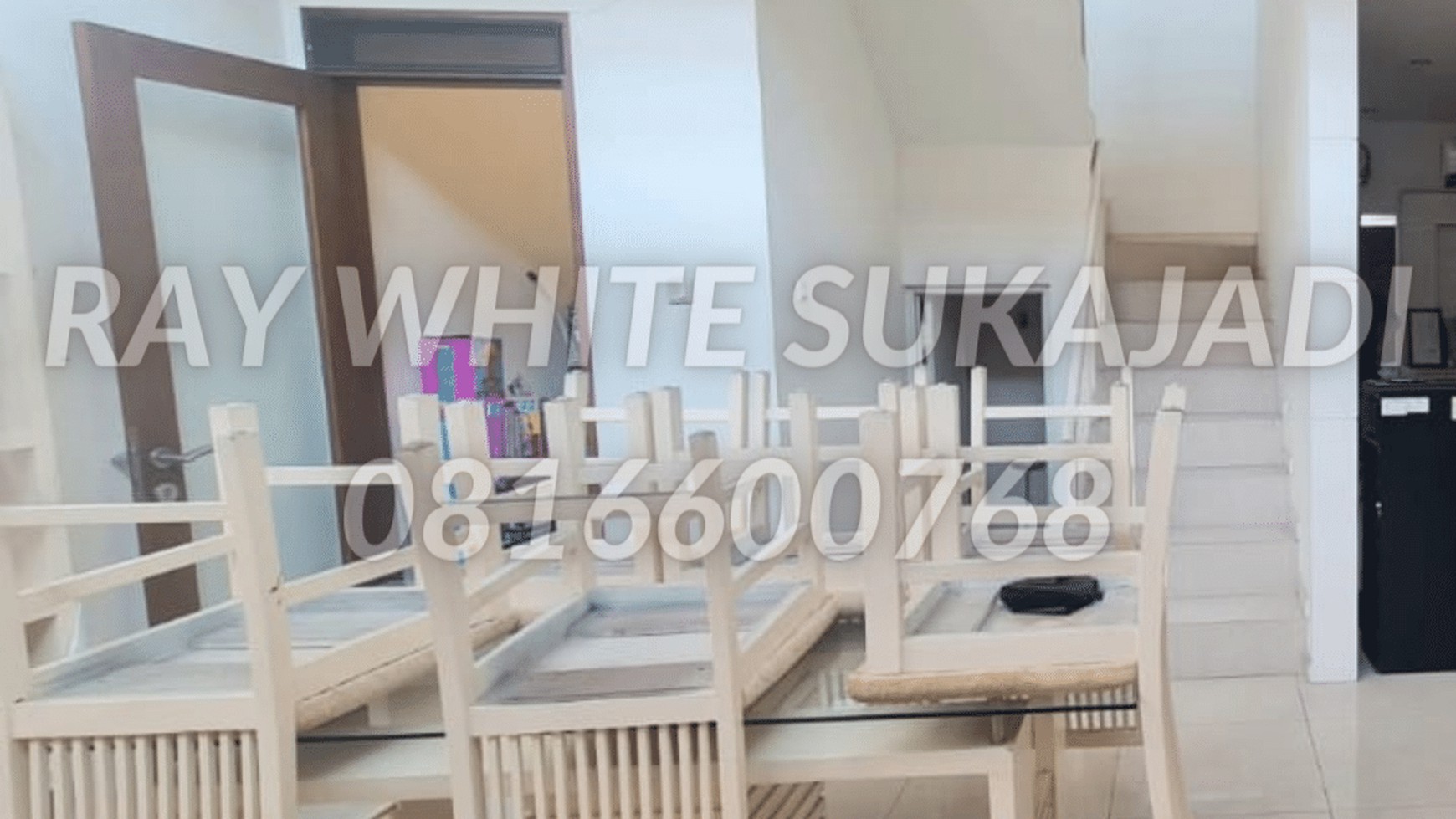  Rumah Modern Minimalis Setraduta 