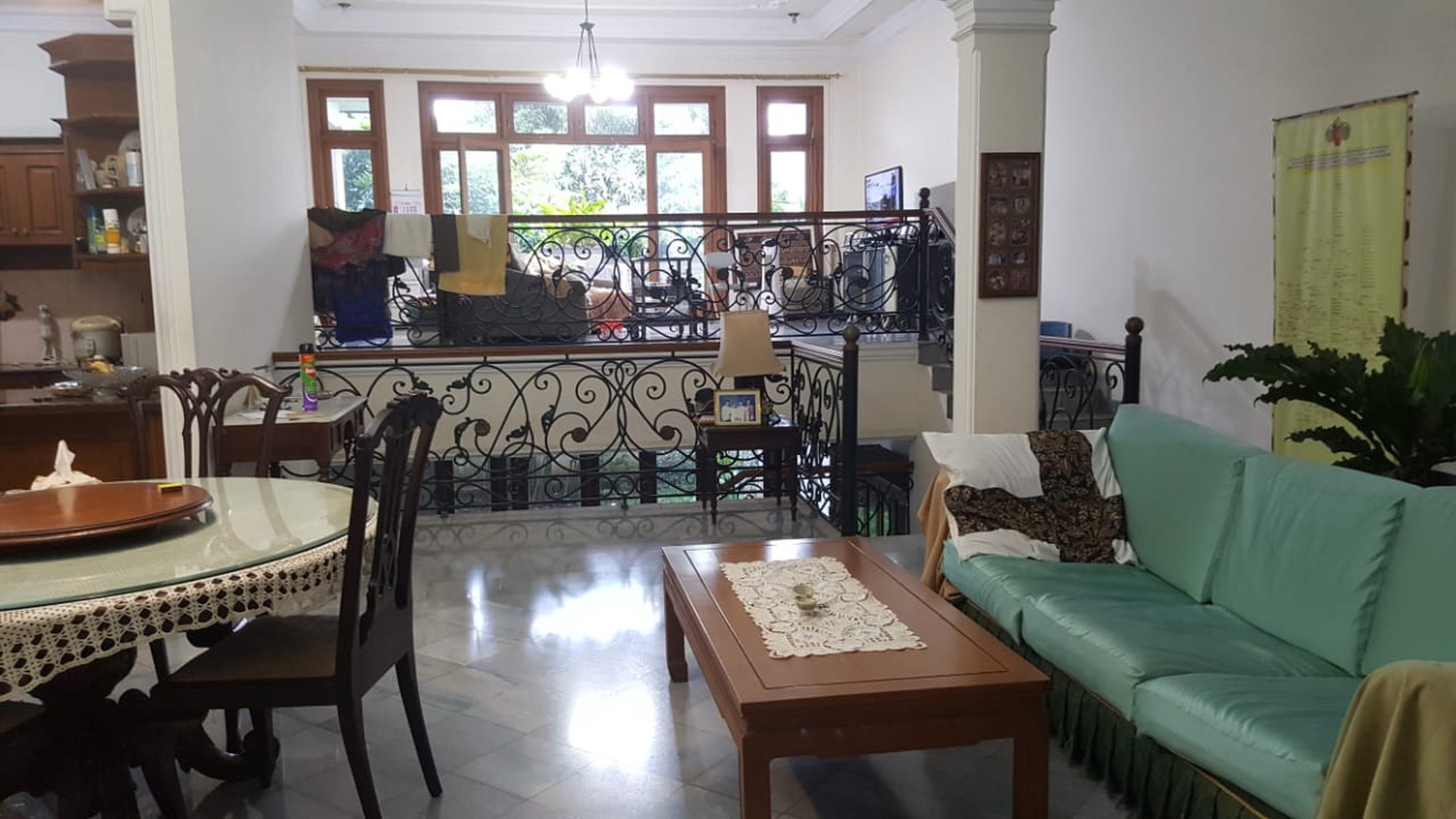 Rumah rapih, siap huni, lokasi strategis di Bintaro - Jakarta Selatan