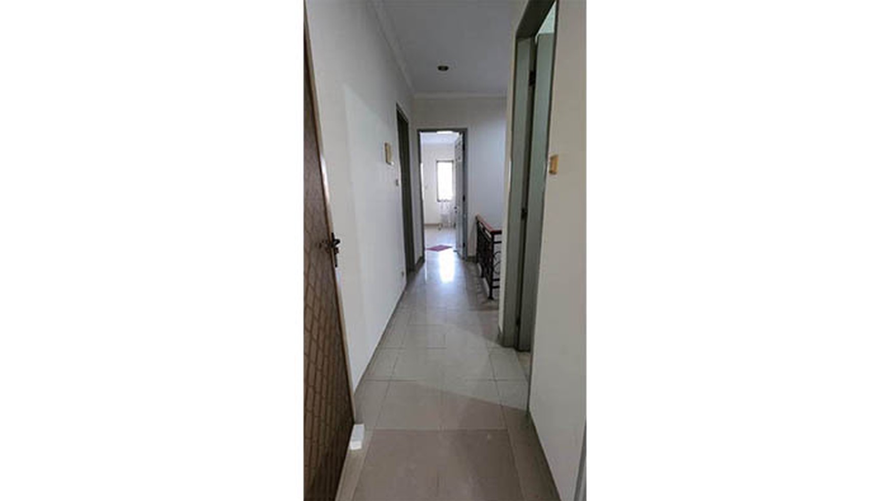 Rumah Bukit Gading Mediterania, Kelapa Gading Luas 6x23m2